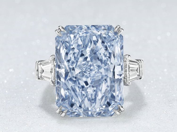 prsten s modrým diamantem The Cullinan Dream 