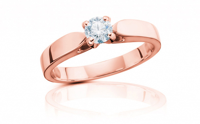 Zásnubní prsten z růžového zlata