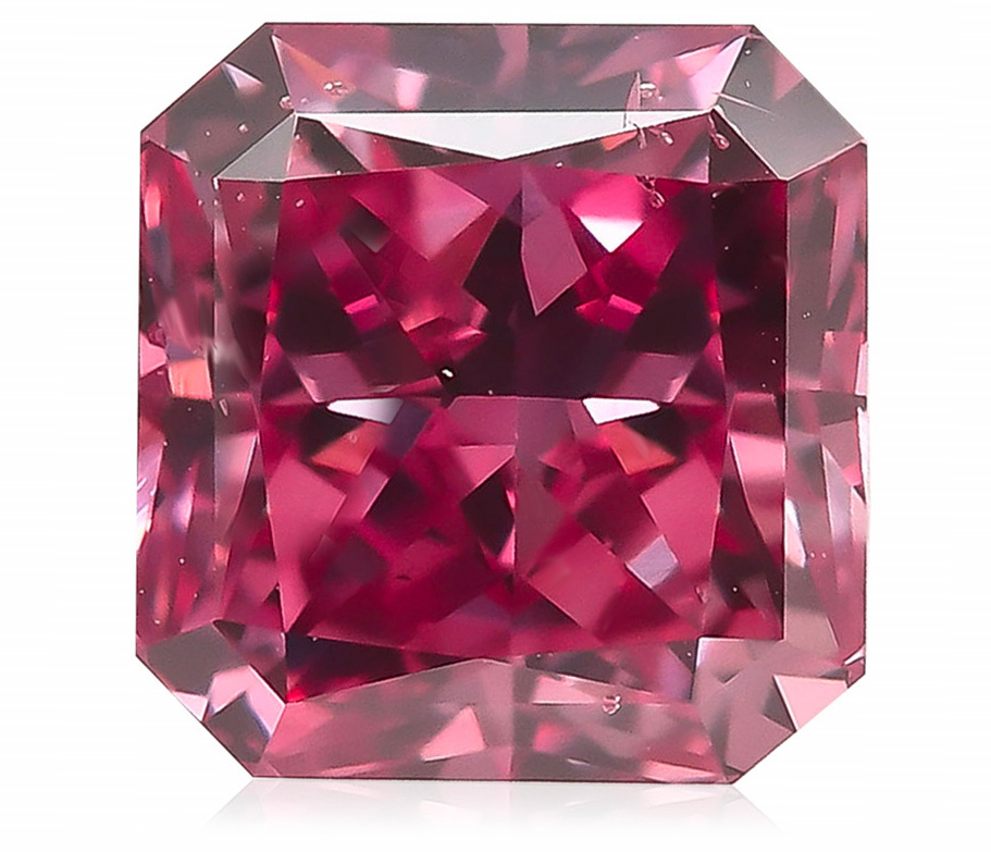 diamant barvy purplish pink