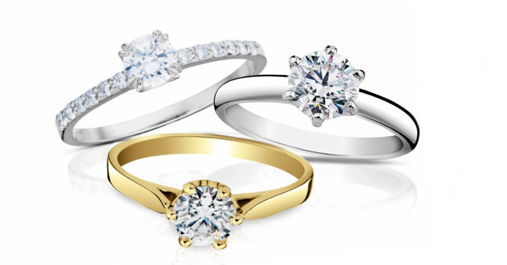 výběr zlatých zásnubních prstenů