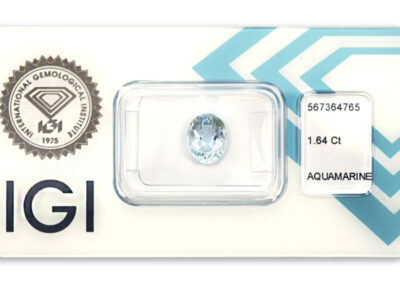 akvamarín 1.64ct greenish blue s IGI certifikátem