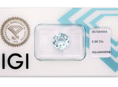 akvamarín 2.98ct light greenish blue s IGI certifikátem
