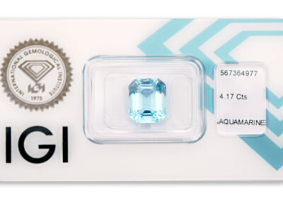 akvamarín 4.17ct blue s IGI certifikátem