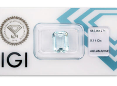 akvamarín 5.11ct greenish blue s IGI certifikátem