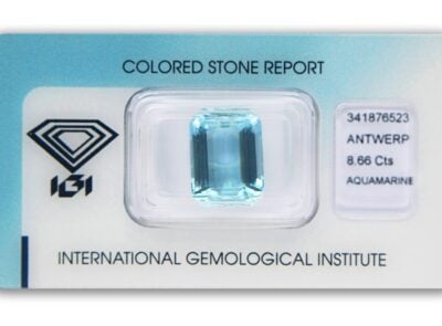 akvamarín 8.66ct blue s IGI certifikátem