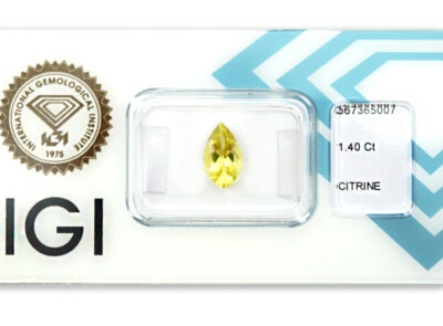 citrín 1.40ct greenish yellow s IGI certifikátem