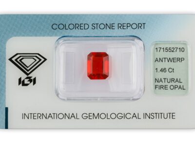 ohnivý opál 1.46ct orangy red s IGI certifikátem