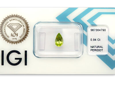 peridot 0.94ct yellow - green s IGI certifikátem