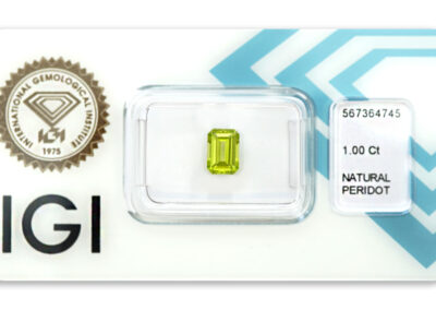 peridot 1.00ct yellow - green s IGI certifikátem