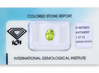 peridot 1.37ct yellowish green s IGI certifikátem