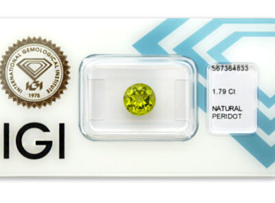 peridot 1.79ct green - yellow s IGI certifikátem