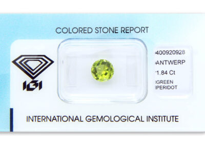 peridot 1.84ct yellowish green s IGI certifikátem