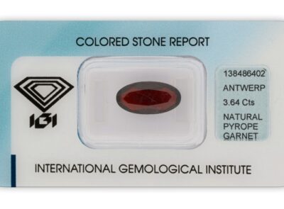 pyrop 3.64ct dark brownish red s IGI certifikátem