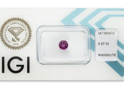 rhodolit 0.57ct deep pink - purple s IGI certifikátem