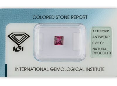 rhodolit 0.82ct purple s IGI certifikátem