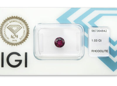 rhodolit 1.03ct deep purplish pink s IGI certifikátem