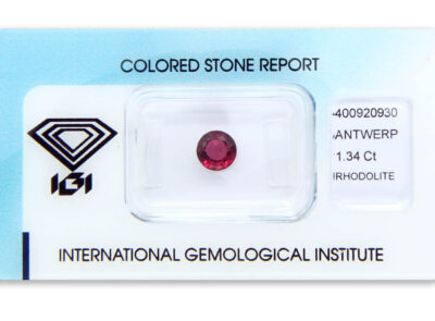 rhodolit 1.34ct purplish pink s IGI certifikátem
