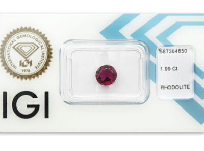 rhodolit 1.99ct deep purplish pink s IGI certifikátem