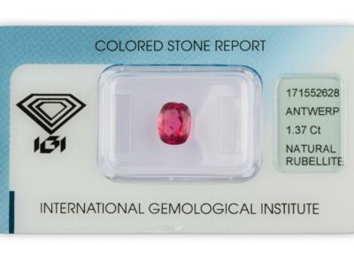 rubelit 1.37ct pinkish purple s IGI certifikátem