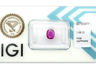 safír 1.06ct purple - pink s IGI certifikátem