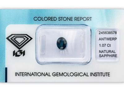 safír 1.07ct deep greenish blue (tepelně neupraven) s IGI certifikátem