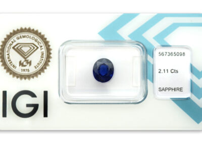 safír 2.11ct deep blue s IGI certifikátem