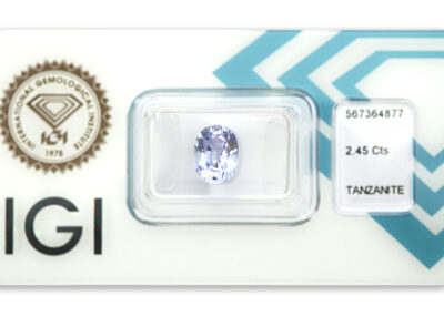 tanzanit 2.45ct bluish violet s IGI certifikátem