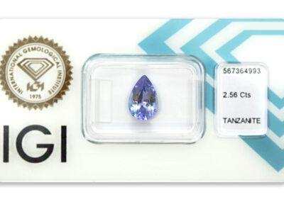tanzanit 2.56ct bluish violet s IGI certifikátem