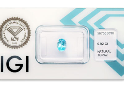 topaz 0.92ct blue s IGI certifikátem