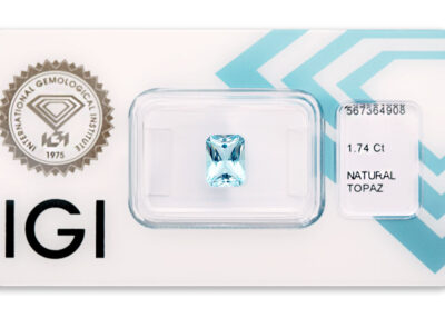 topaz 1.74ct blue s IGI certifikátem