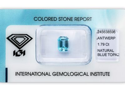 topaz 1.79ct deep blue s IGI certifikátem