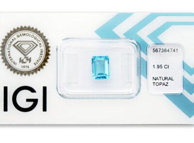 topaz 1.95ct deep blue s IGI certifikátem
