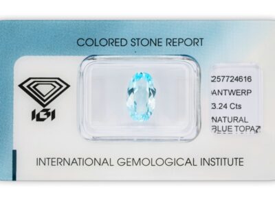 topaz 3.24ct blue s IGI certifikátem