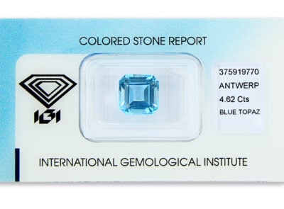 topaz 4.62ct blue s IGI certifikátem