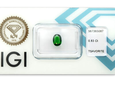 tsavorit 0.83ct deep green s IGI certifikátem