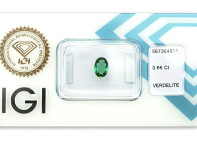 verdelit 0.66ct green s IGI certifikátem
