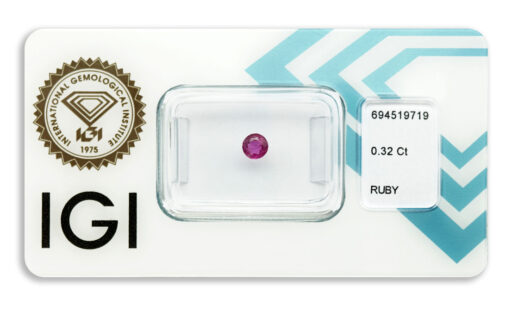 rubín 0.32ct deep purplish red s IGI certifikátem