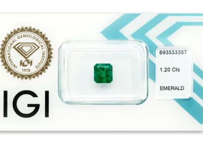 smaragd 1.20ct deep bluish green s IGI certifikátem