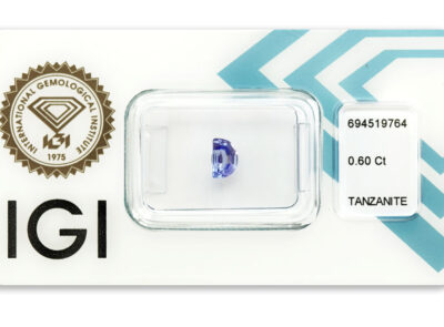 tanzanit 0.60ct violetish blue s IGI certifikátem