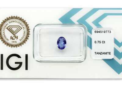 tanzanit 0.75ct violetish blue s IGI certifikátem
