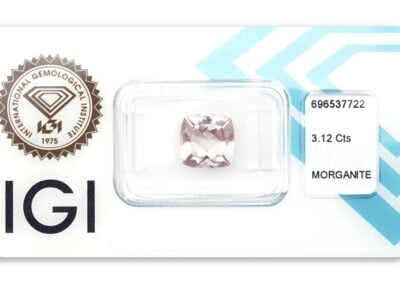 morganit 3.12ct yellowish pink s IGI certifikátem