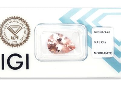 morganit 6.45ct deep yellowish pink s IGI certifikátem