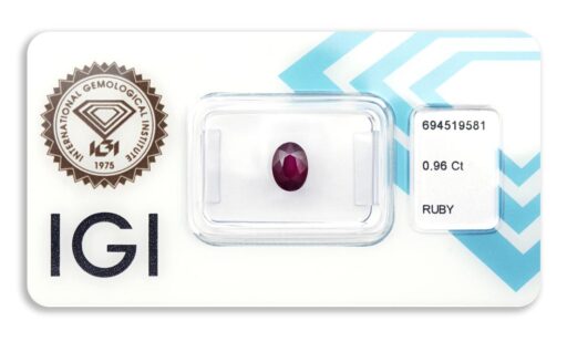 rubín 0.96ct deep purplish red s IGI certifikátem