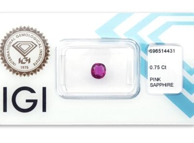 safír 0.75ct deep purple - pink (tepelně neupraven) s IGI certifikátem