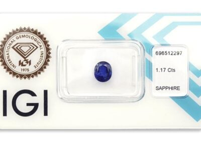 safír 1.17ct deep blue (tepelně neupraven) s IGI certifikátem