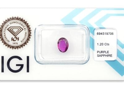 safír 1.20ct deep reddish pink - purple s IGI certifikátem