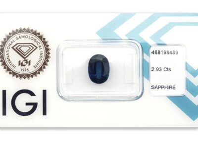 safír 2.93ct deep greenish blue (tepelně neupraven) s IGI certifikátem