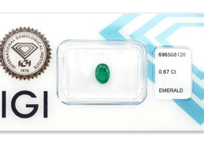 smaragd 0.67ct deep bluish green s IGI certifikátem