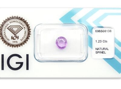 spinel 1.23ct purple s IGI certifikátem
