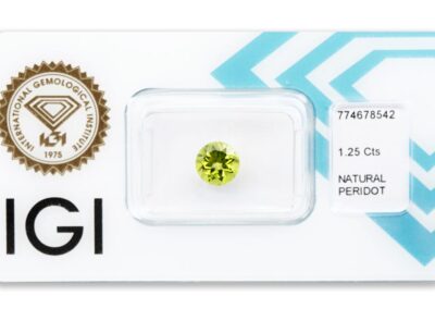 peridot 1.25ct deep yellowish green s IGI certifikátem